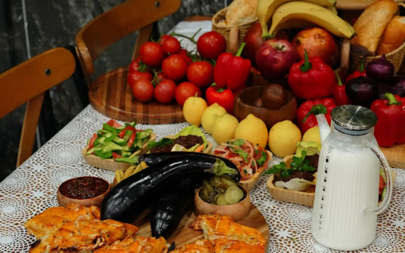 Buyur Sultanım Közde Döner & Izgara — közde döner