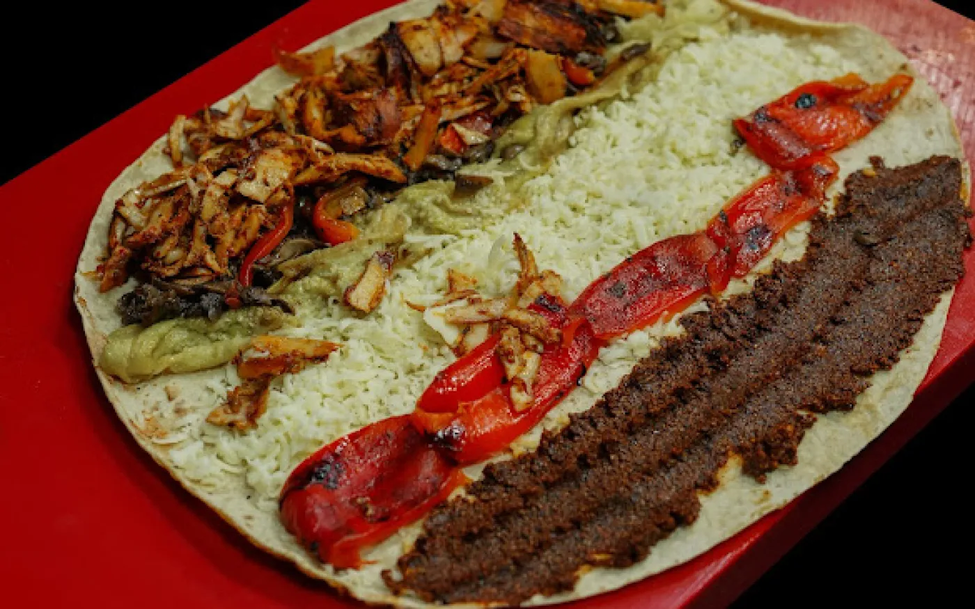Buyur Sultanım Közde Döner & Izgara — közde döner