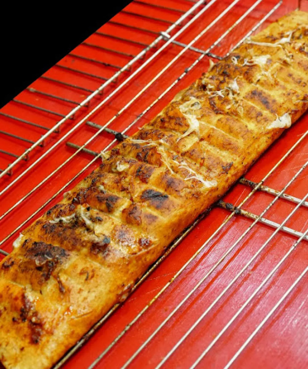 Mantarlı Kaşarlı Közde Döner